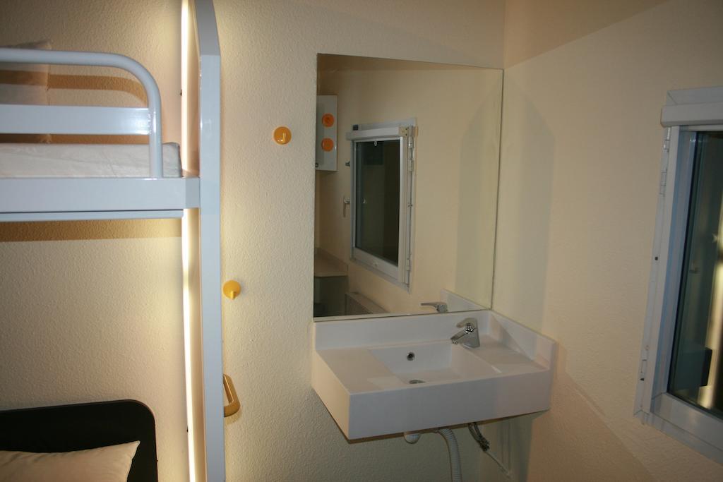 Les 4 Vallees Hotel Албервил Стая снимка