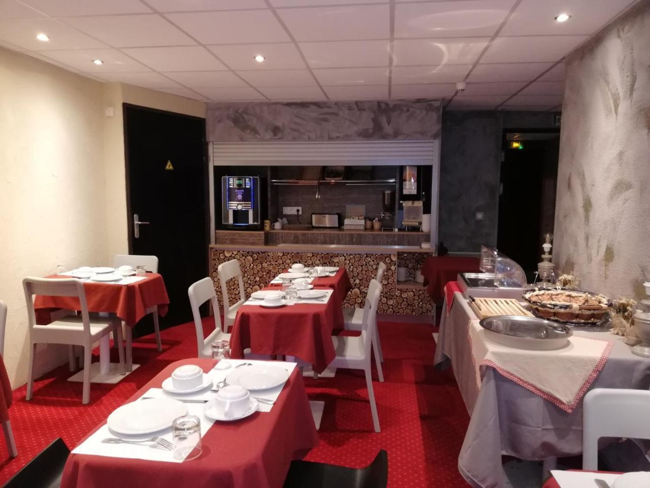 Les 4 Vallees Hotel Албервил Екстериор снимка